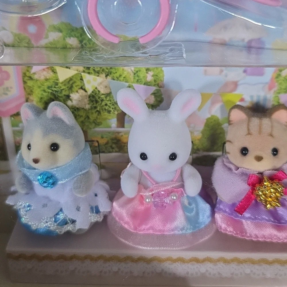 Calico Critters Royal Princess Set, Rare-Hard To Find, New, With Accessories - Picture 8 of 12